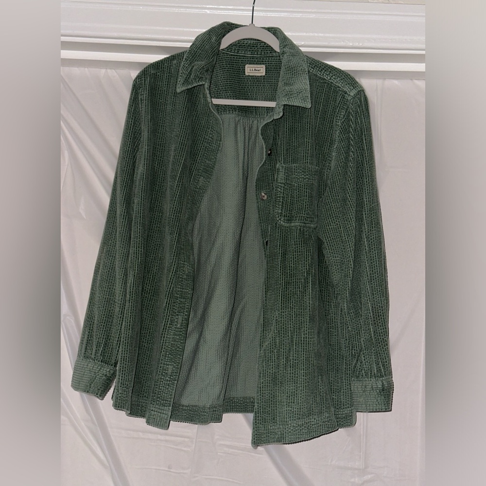 LL Bean Corduroy Long Sleeved Button Up Shirt